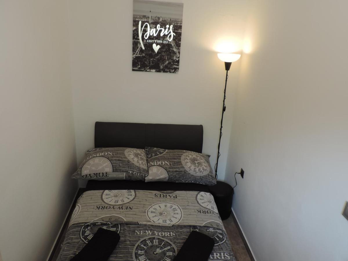 Apartment Carla Split Extérieur photo